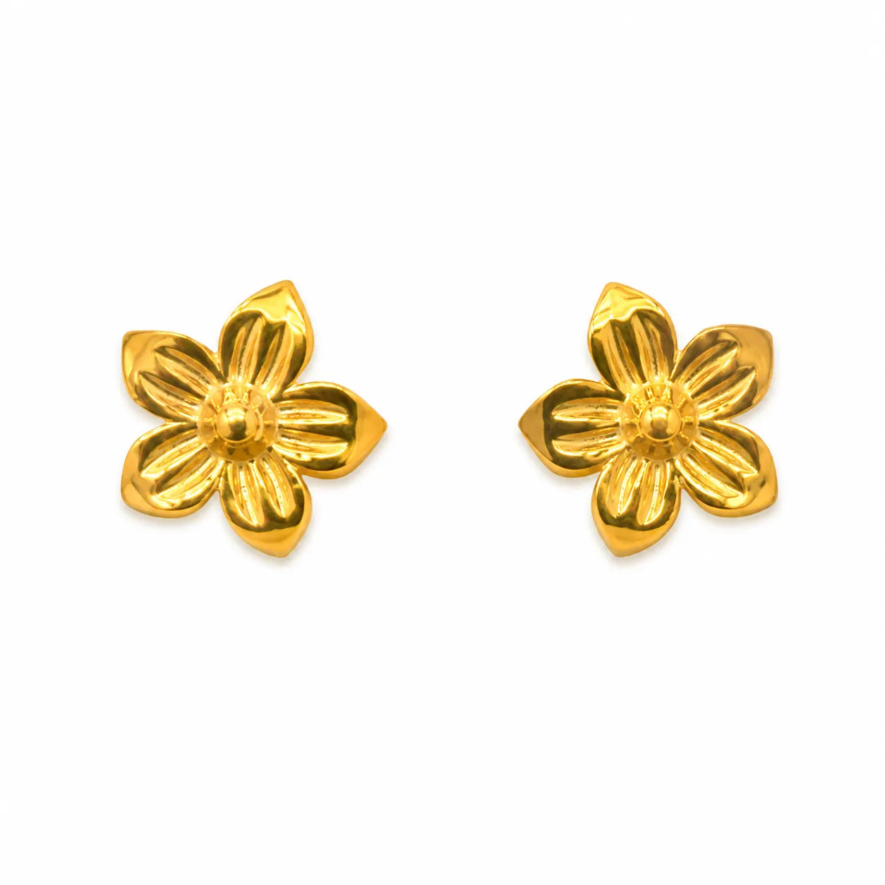 Marvel Silver 9K gold daisy flower stud earrings for women and girls, lightweight floral gold earrings for everyday and festive wear.