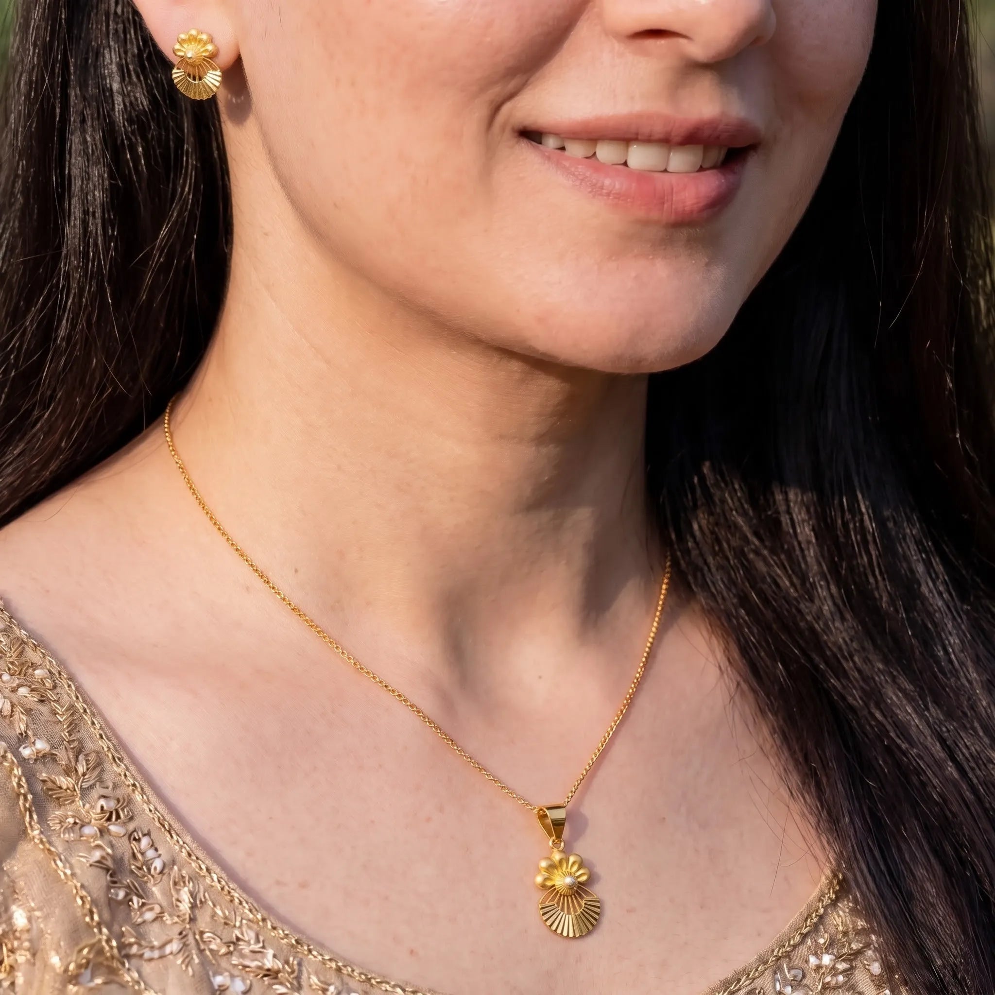 Marvel Silver 9K Gold Floral Necklace Set with Matching Earrings for Women and Girls, Dual-Tone Flower Design, Chain Not Included