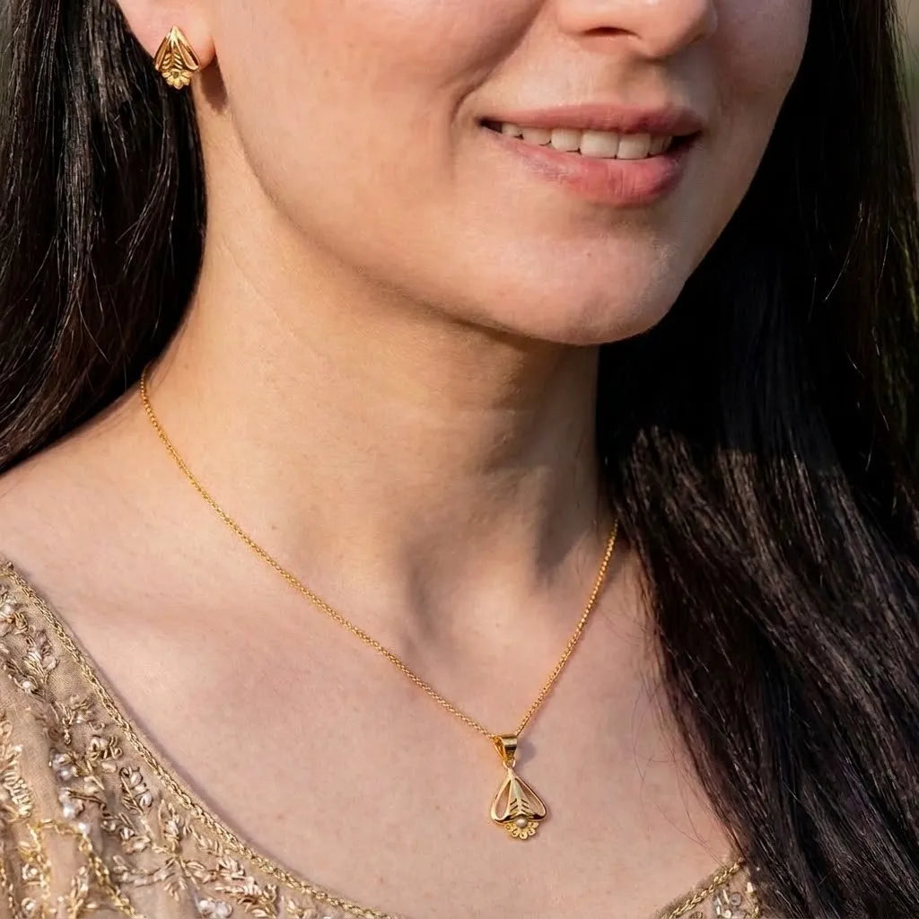 Marvel Silver 9K Gold Pearl Drop Necklace Set with Matching Earrings for Women and Girls, Elegant Teardrop Design, Chain Not Included