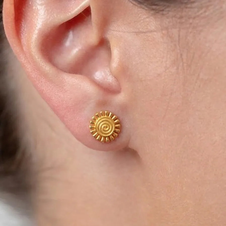 Marvel Silver 9K Gold spiral round stud earrings for girls featuring a radiant circular design for daily and festive wear.