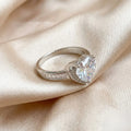 Marvel Silver Heart Halo Crystal Silver Ring for Girls and Women with Large Heart-Shaped Centre Stone, Sparkling Halo and Stone-Studded Band