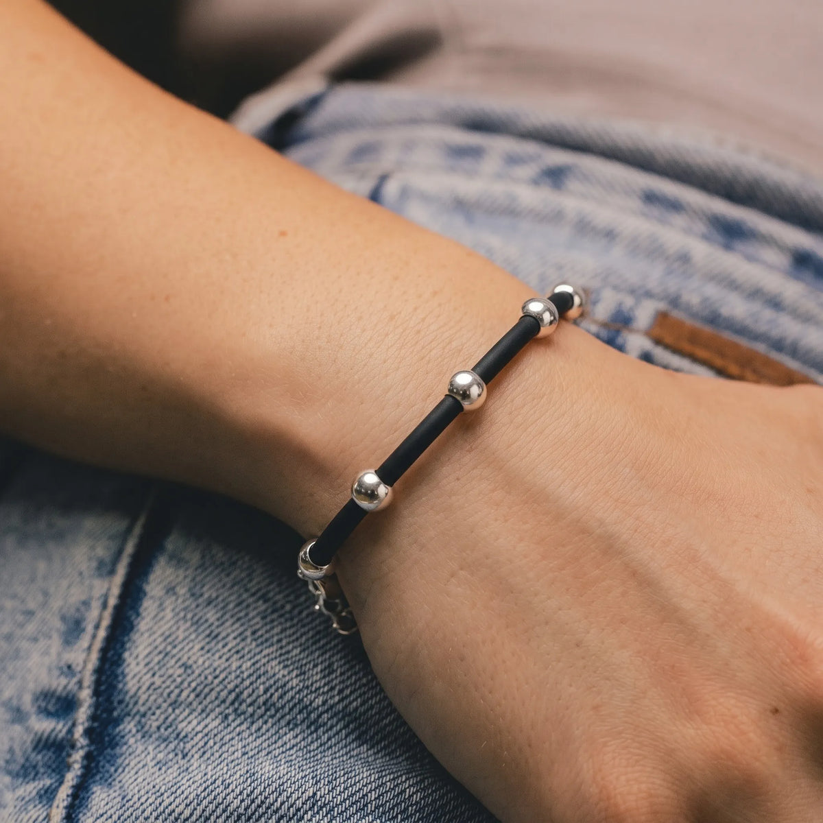 Marvel Silver silver bead bracelet with polished round beads and black band
