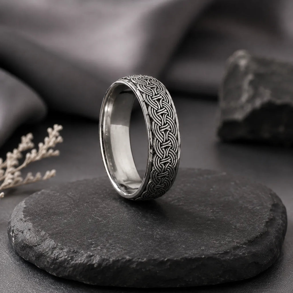 Marvel Silver Celtic knot pattern silver band ring for men with 2.4 cm size