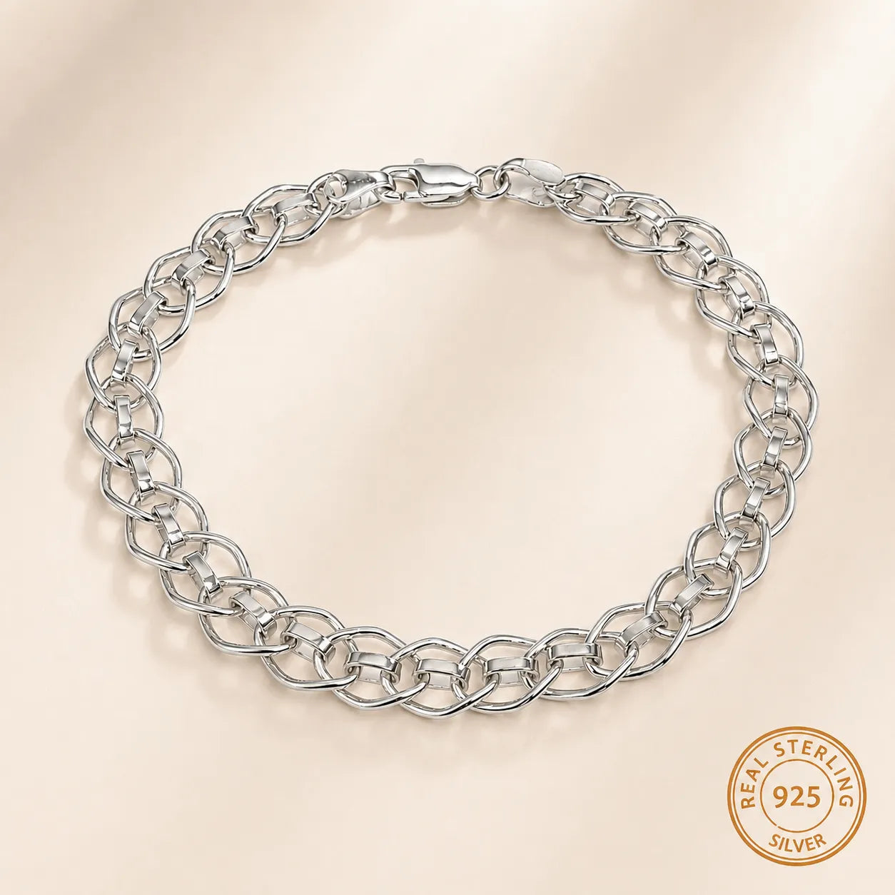 Marvel Silver chunky oval link bracelet for men with polished silver finish