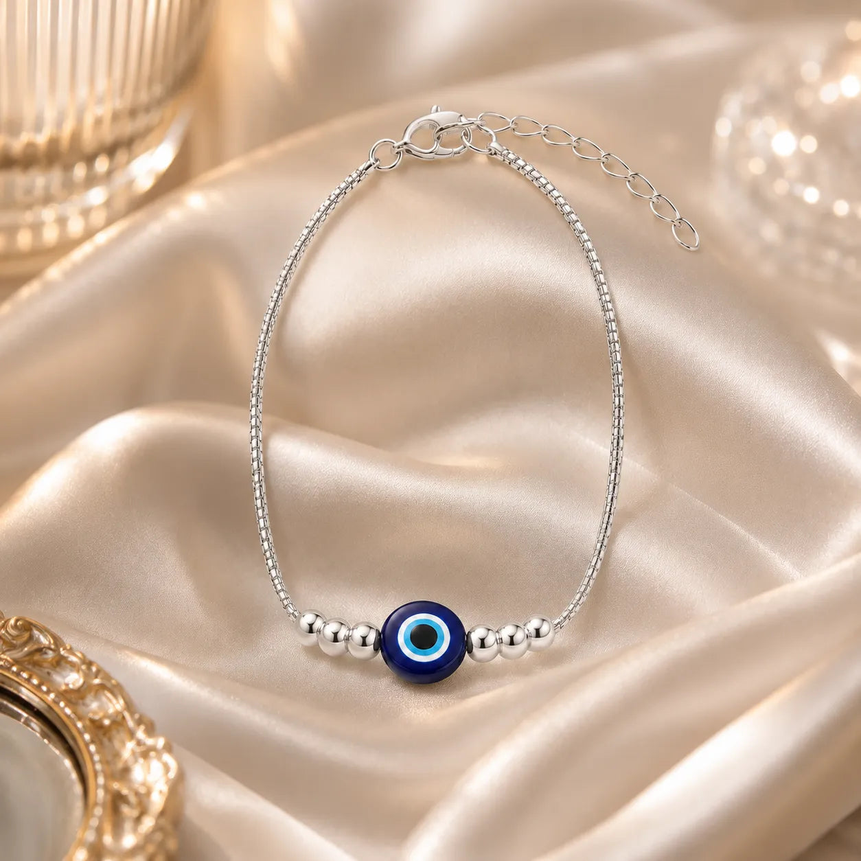 Marvel Silver evil eye silver bracelet for women with blue Nazaria charm and silver beads