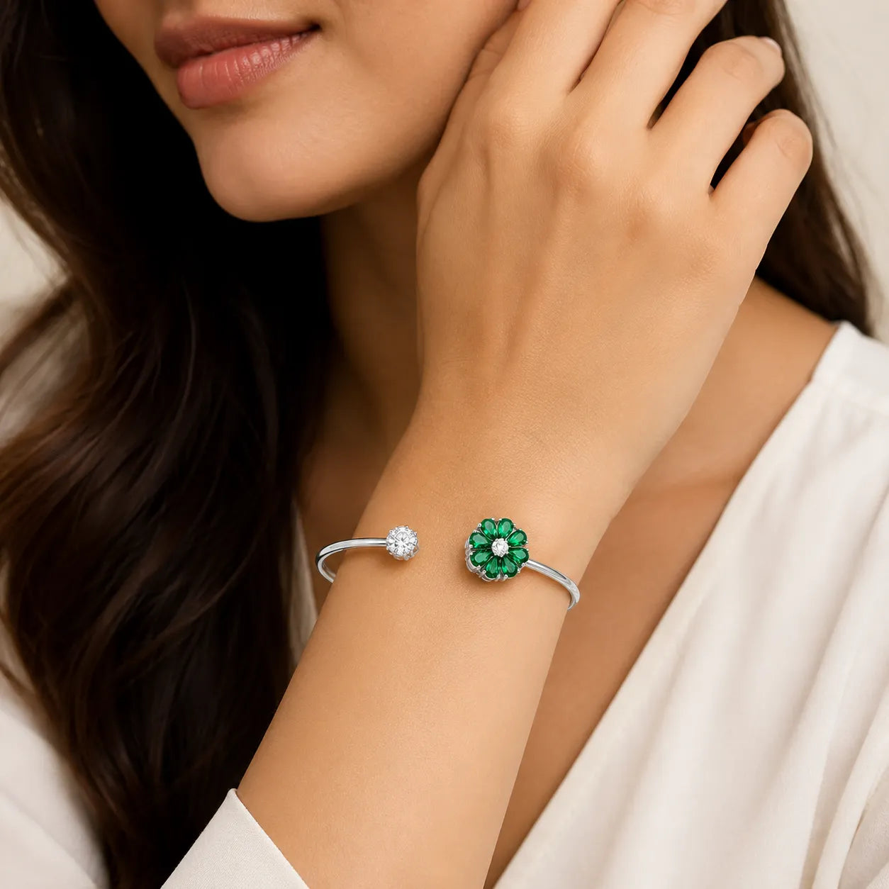 Marvel Silver green flower silver kada for girls with white stone accent