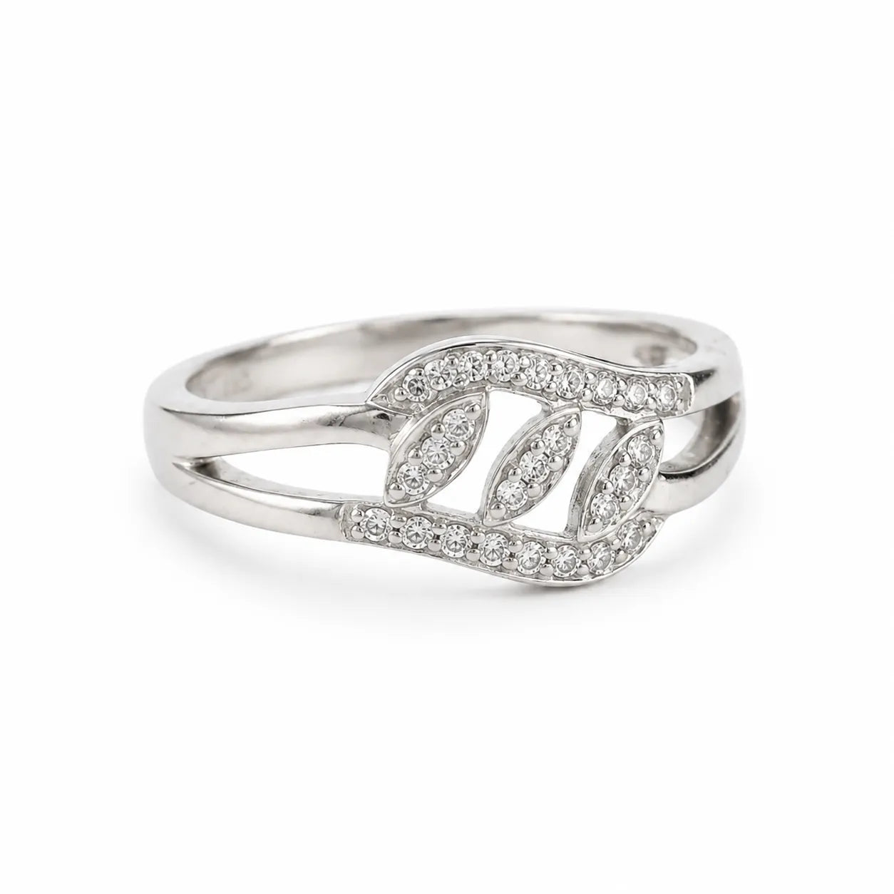 Marvel Silver leaf design silver ring for women with sparkling white stones