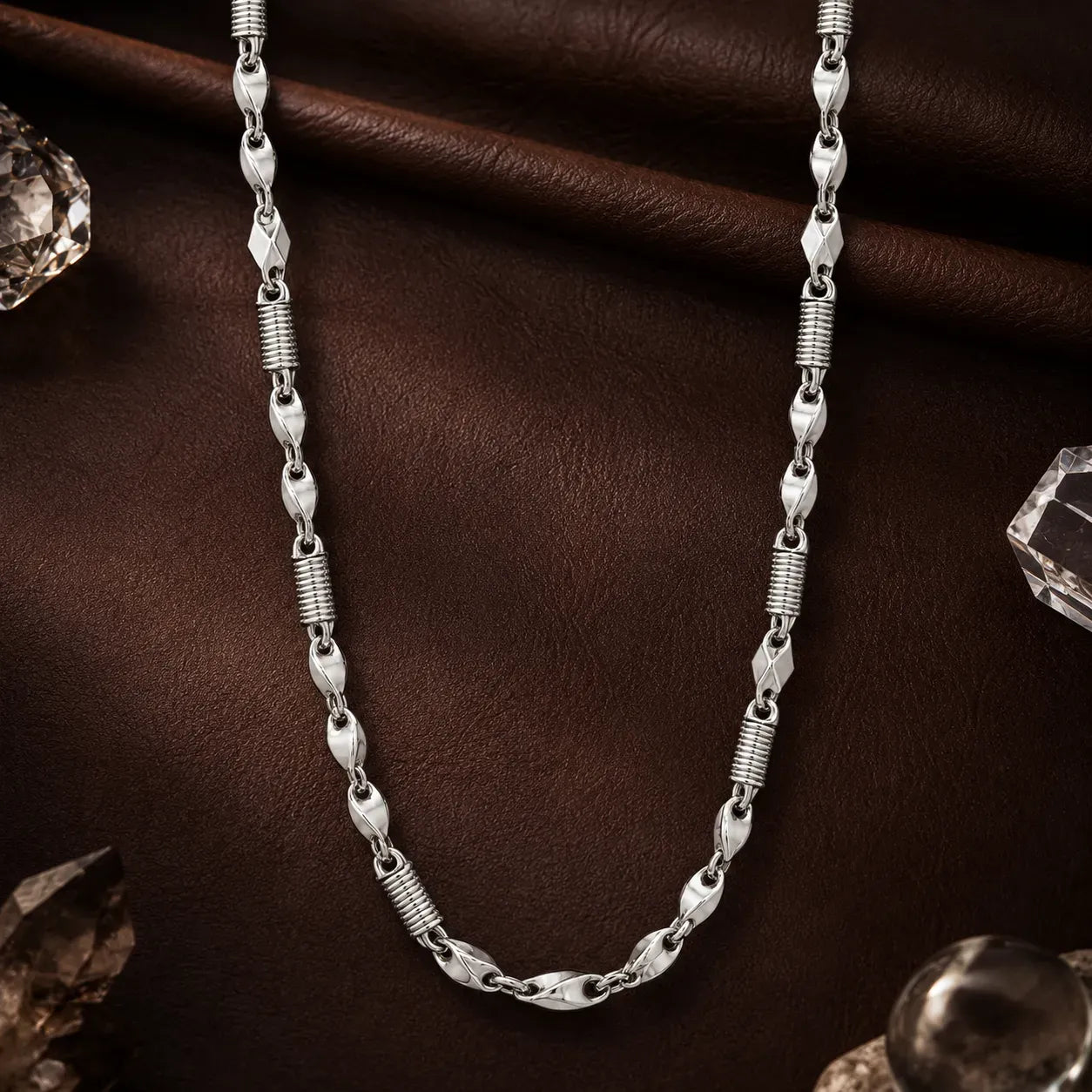 Marvel Silver leaf link silver chain for men with textured coil connectors
