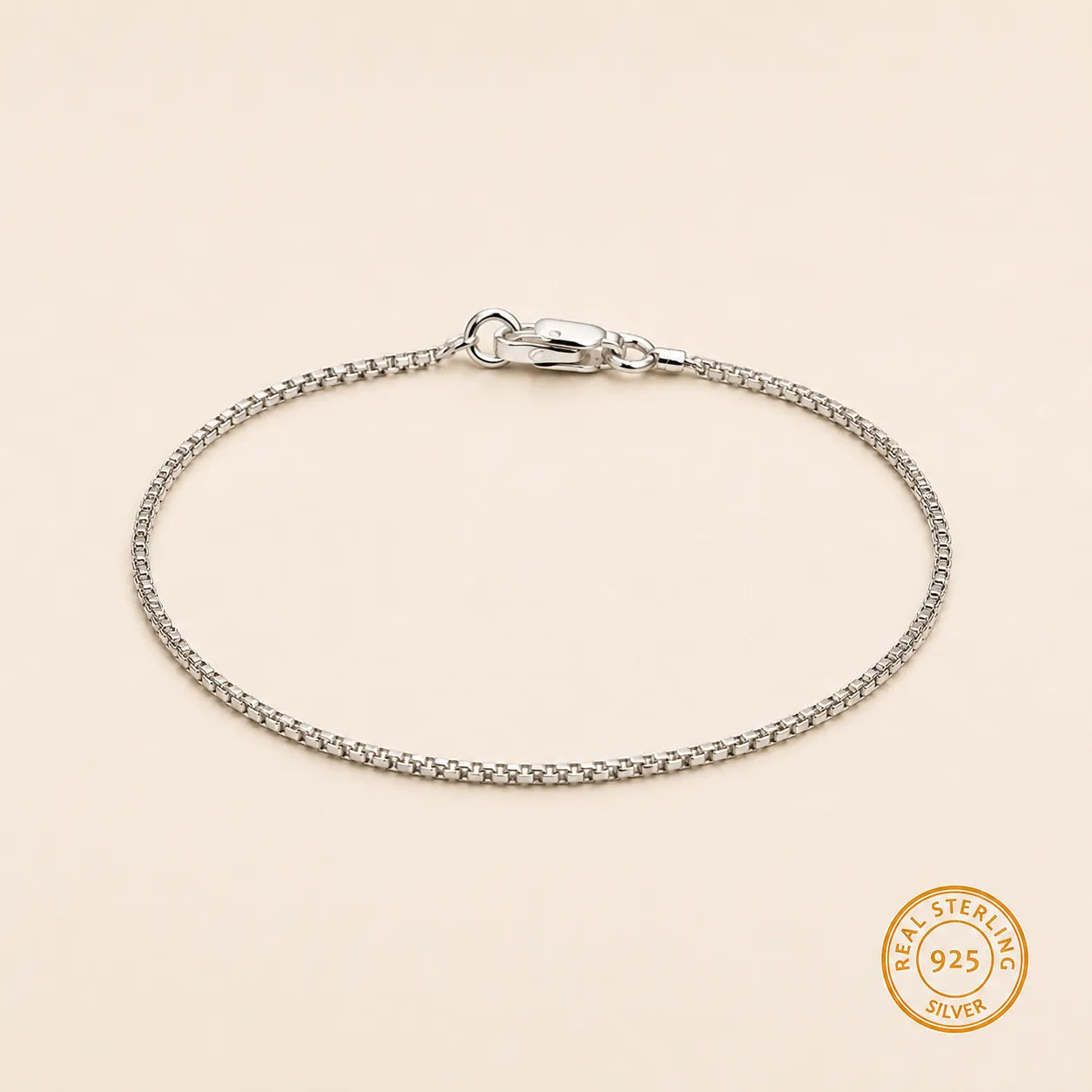 Marvel Silver minimal box chain bracelet for men with secure clasp