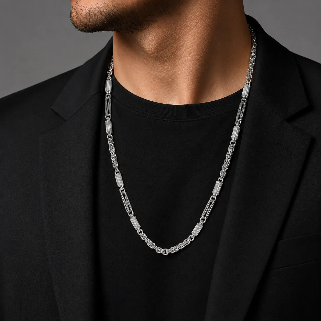 Marvel Silver textured silver link chain for men with interlocked connector design