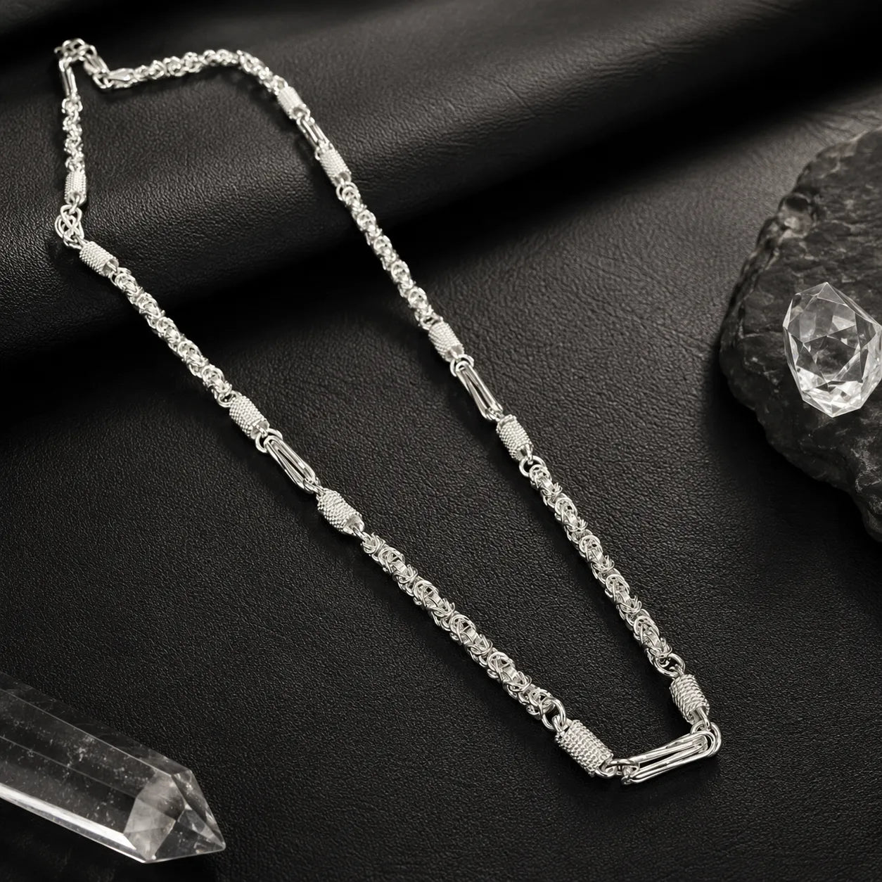 Marvel Silver textured silver link chain for men with interlocked connector design