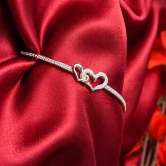 Interlocked Heart Spark Bracelet