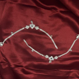 Trikon Grace Silver Anklet Set