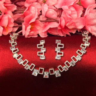 Crystal Link Luxury Necklace Set