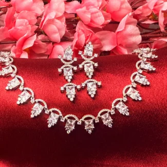 Regal Drop Crystal Necklace Set